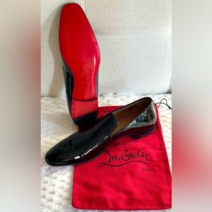 Christian Louboutin Dandelion Loafers Black Patent New